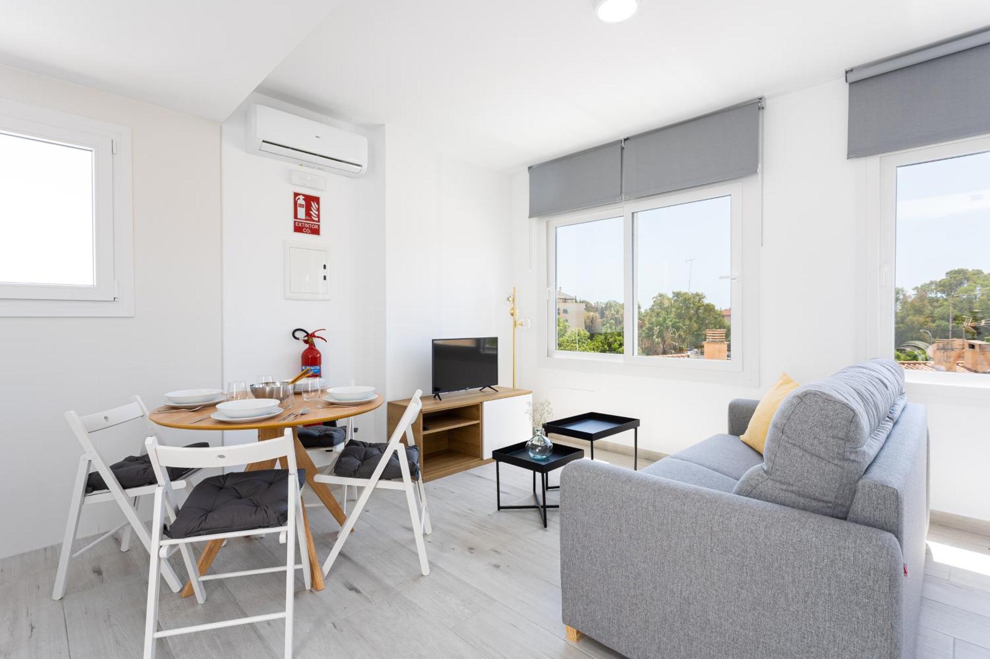 Apartamentos La Pelusa Малага Номер фото